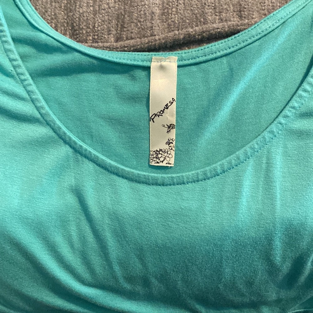 ✨5 for $25✨ Promesa green dress - Picture 9 of 12